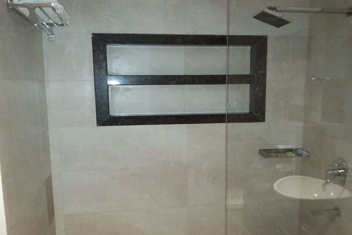 Room 34 of 72