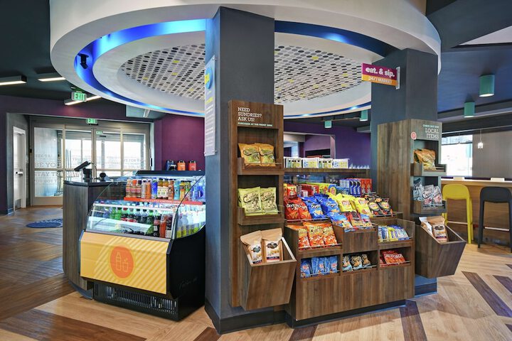Snack bar