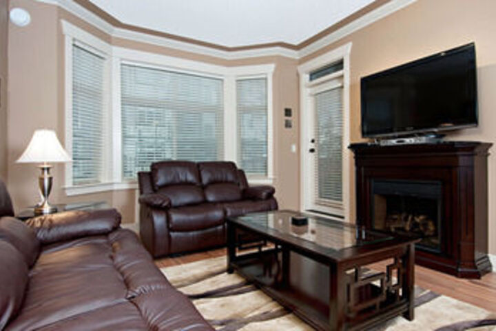 Room 3 of 3