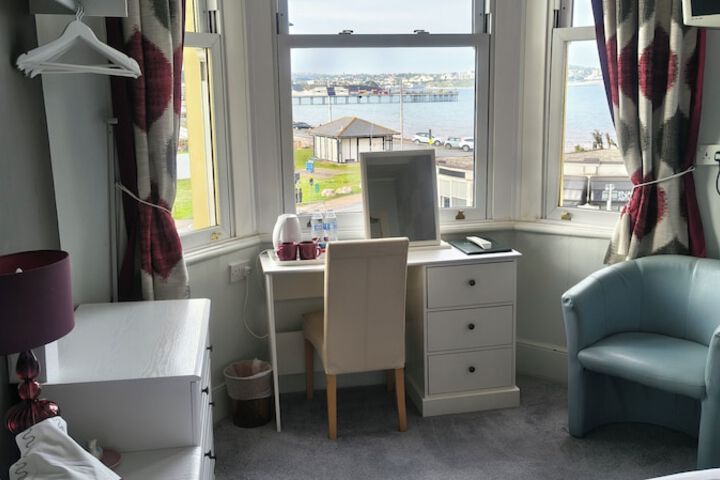 Room 111 of 184