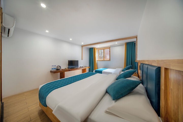 Room 20 of 77