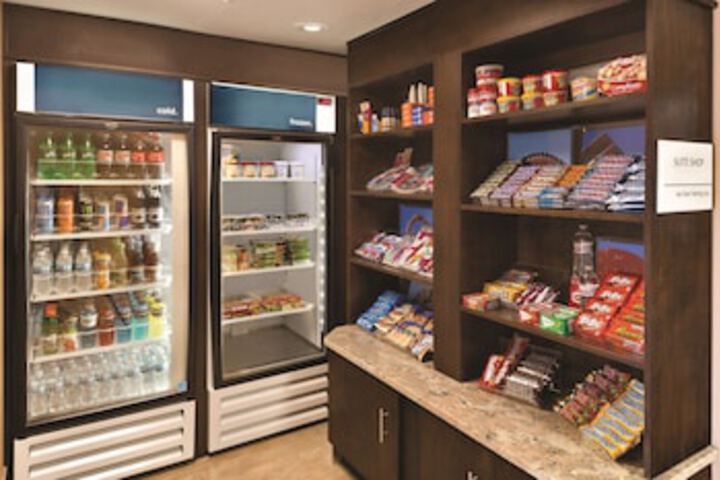 Snack bar