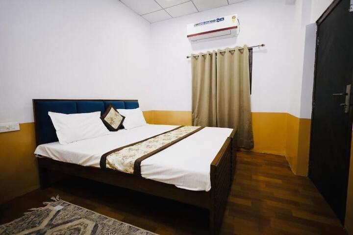 Room 26 of 32