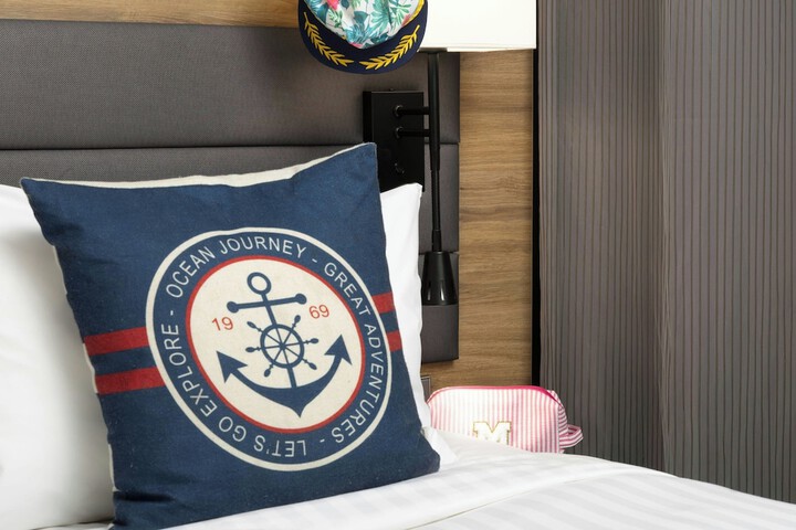 Room 57 of 117