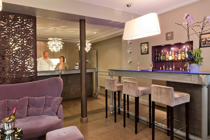 Hotel Interior 2 of 71