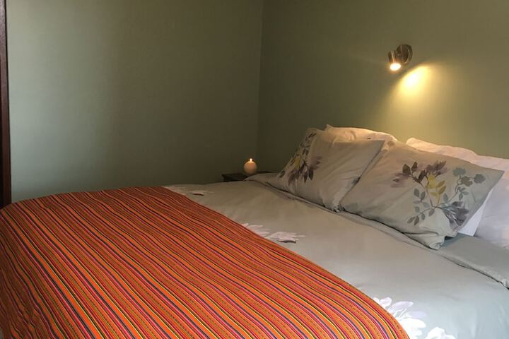 Room 9 of 34