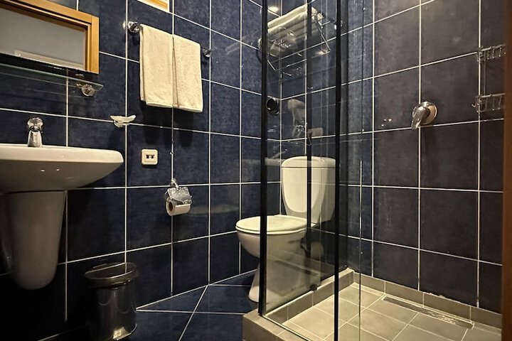 Room 20 of 29