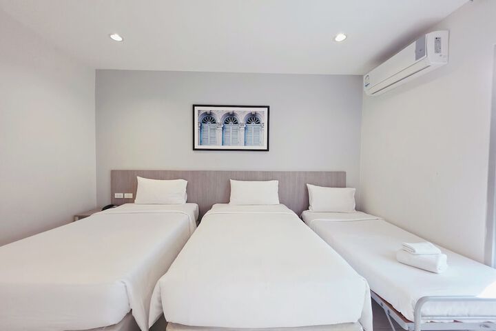 Room 33 of 81