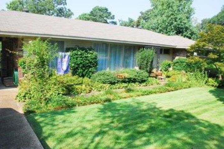 Property Grounds 17 of 18