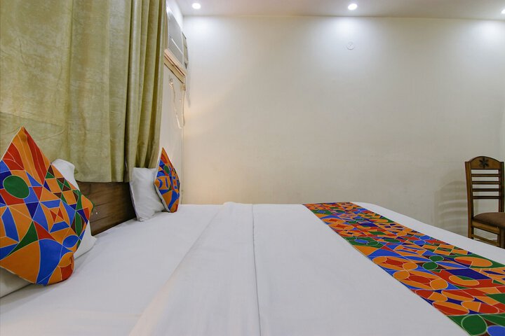 Room 21 of 30