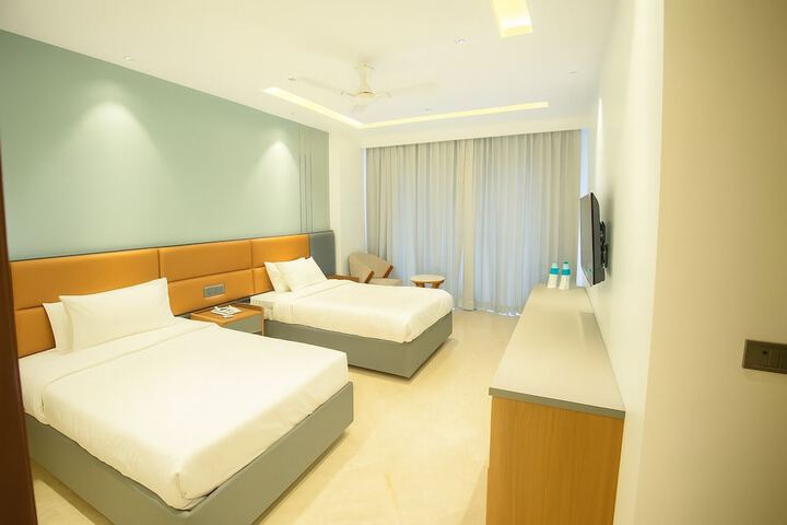 Room 26 of 47