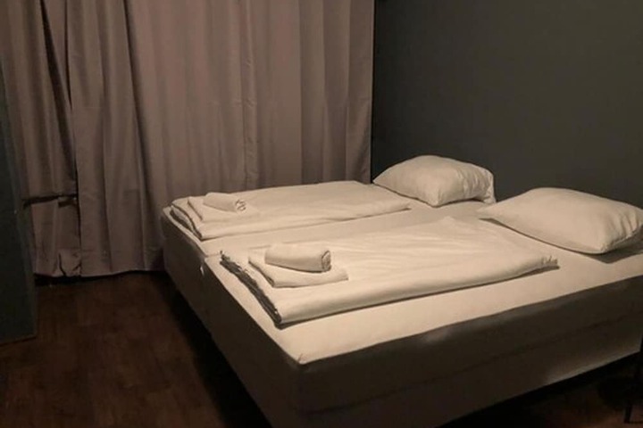 Room 22 of 150