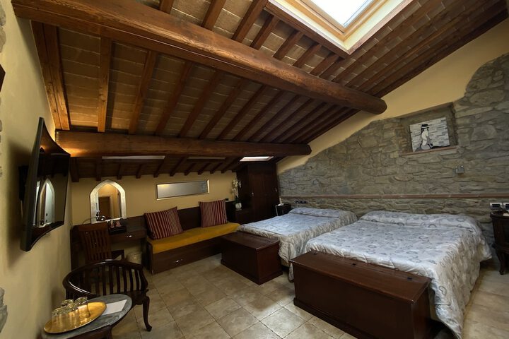 Room 8 of 70