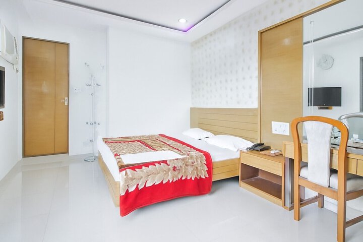 Room 18 of 22