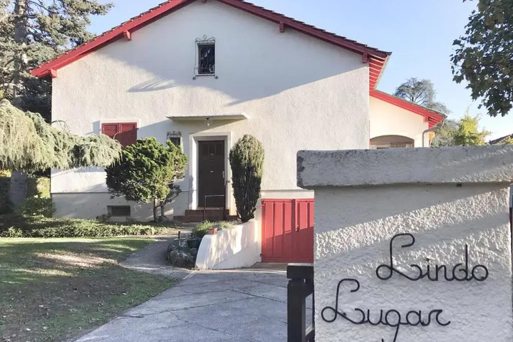 Lindo Lugar - just a 7 minute walk from the airport