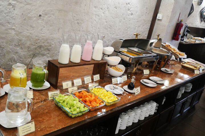 Breakfast/Coffee Service 36 of 72