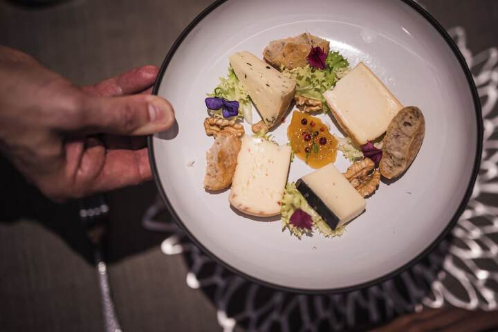 Dining 103 of 130