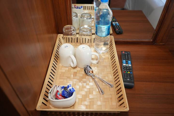 Breakfast/Coffee Service 14 of 27