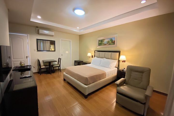 Room 14 of 49