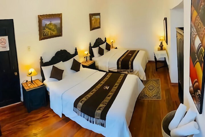 Room 6 of 19