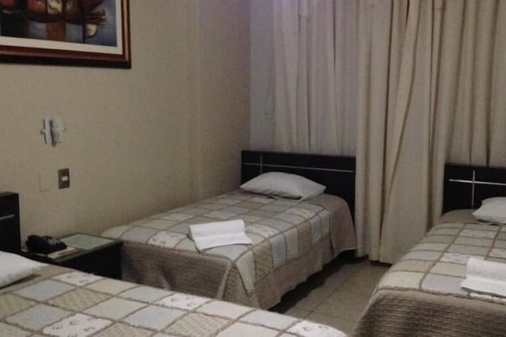 Room 19 of 33