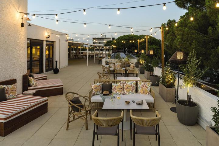 Terrace/Patio 4 of 24