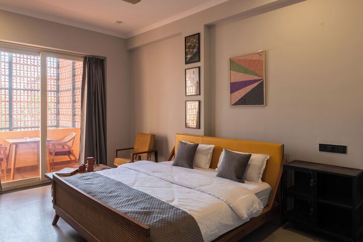 Room 4 of 26