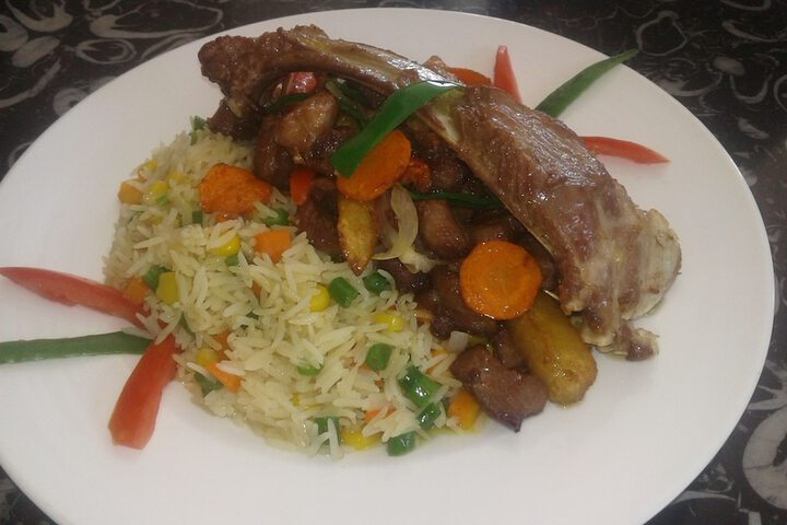 Dining 4 of 7