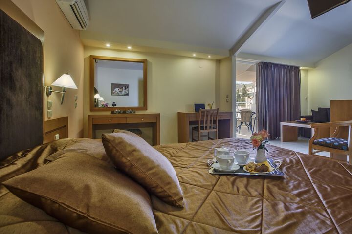 Room 5 of 47