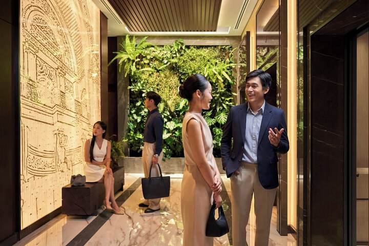Hotel Lobby