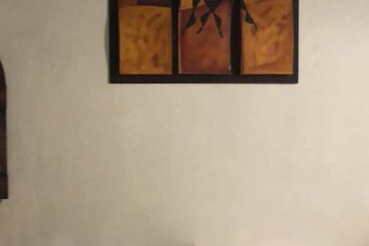 Room 13 of 37