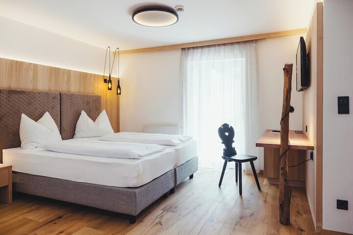 Room 16 of 59