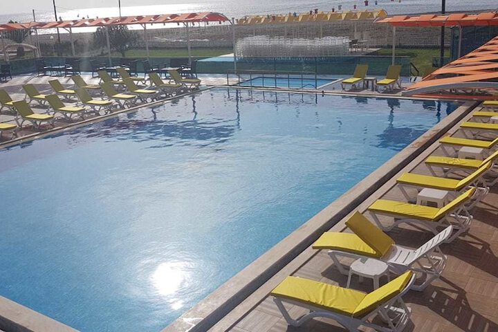 Pool 16 of 24