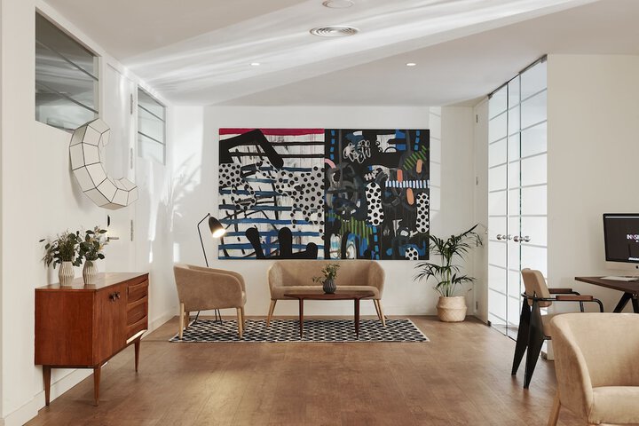 Guest Lobby