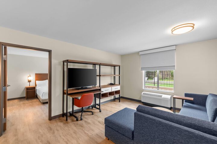 Room 12 of 65