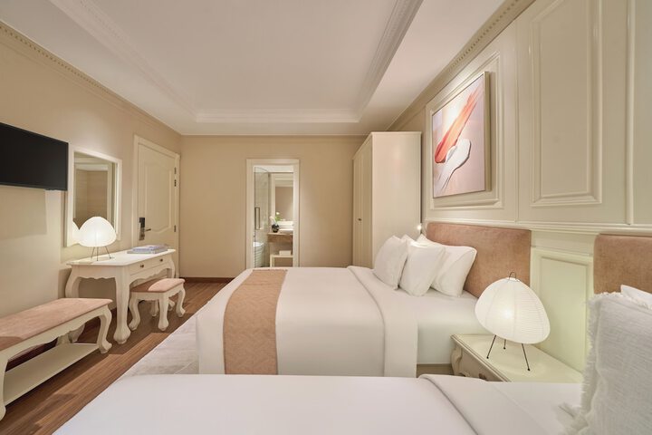 Room 17 of 50