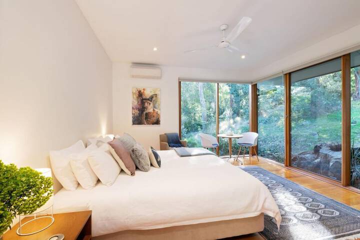 Room 10 of 43
