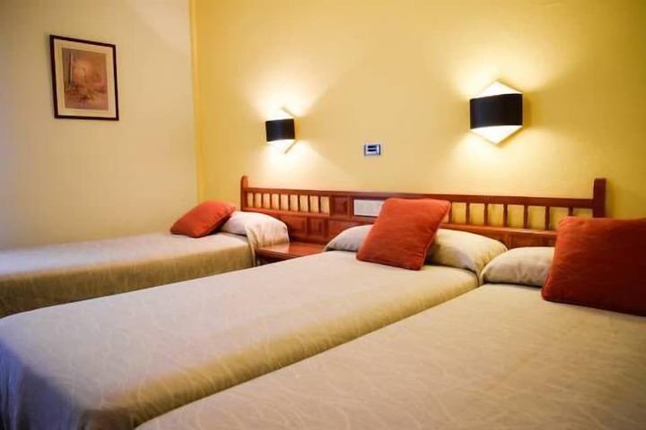 Room 10 of 45