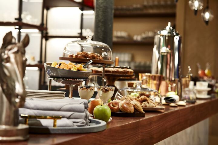 Breakfast/Coffee Service 16 of 30