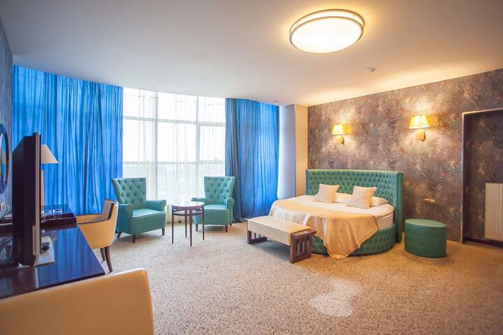 Room 7 of 75