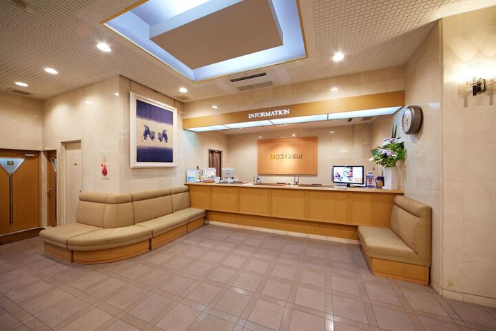 Entrance & Lobby
