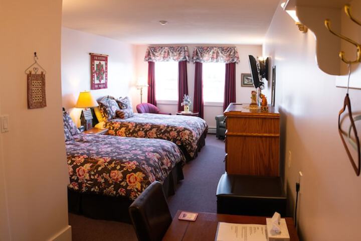 Room 6 of 24