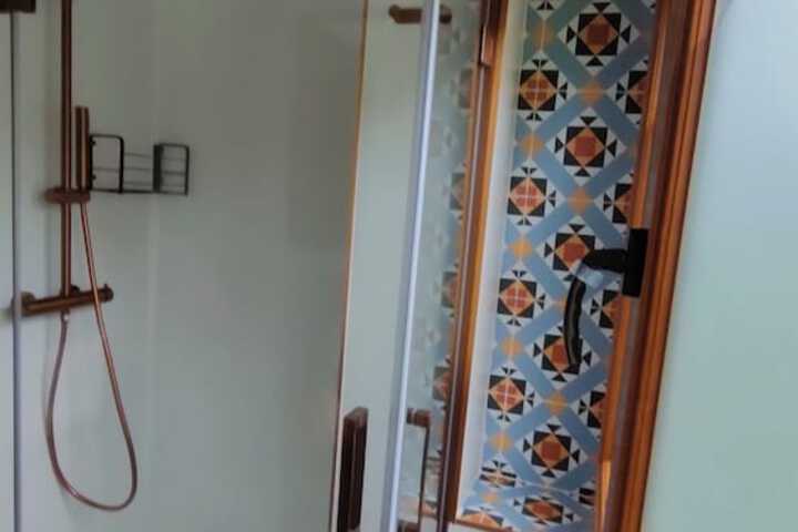 Room 23 of 52
