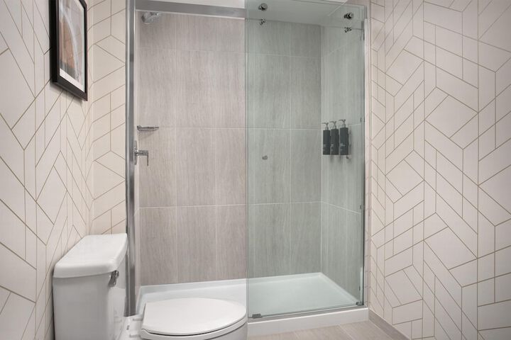 Bathroom shower