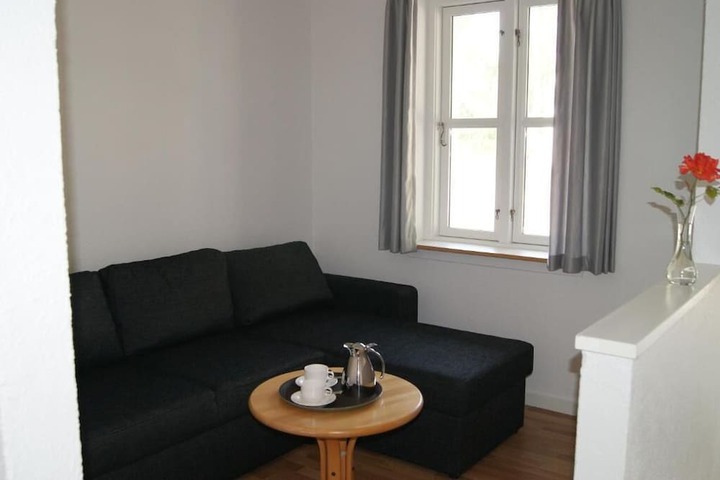 Room 16 of 73