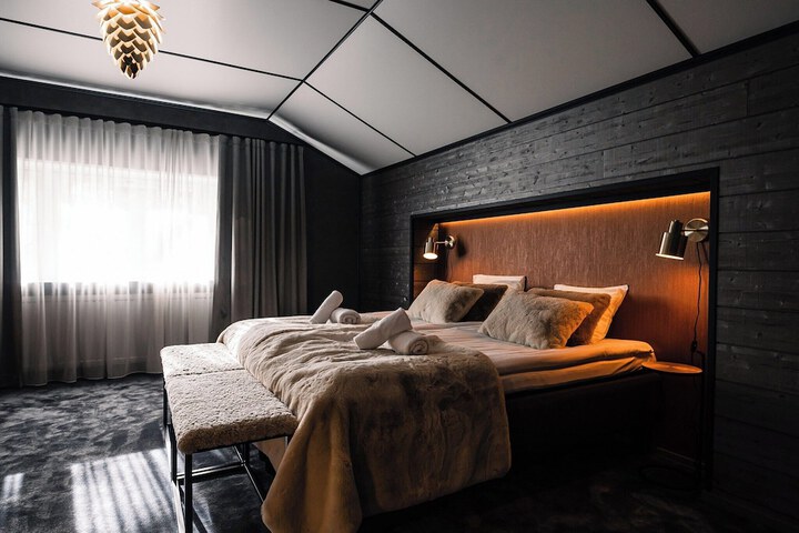 Room 46 of 174