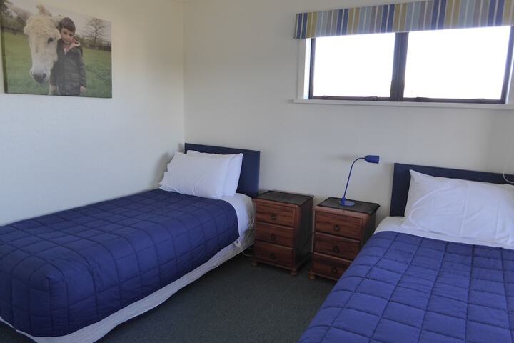 Room 16 of 59