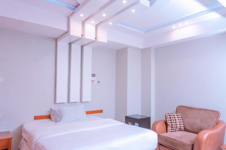 Room 15 of 46