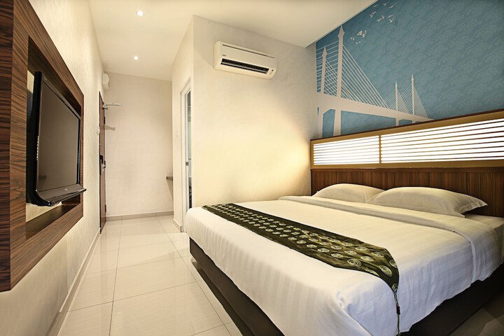 Room 14 of 41