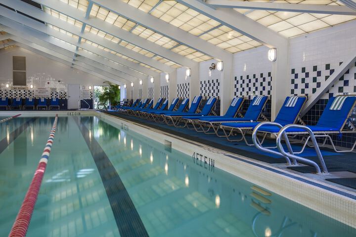 Hotel with Pool